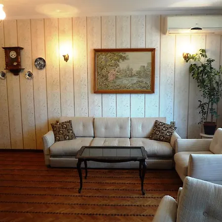 The Vintage Apartment *